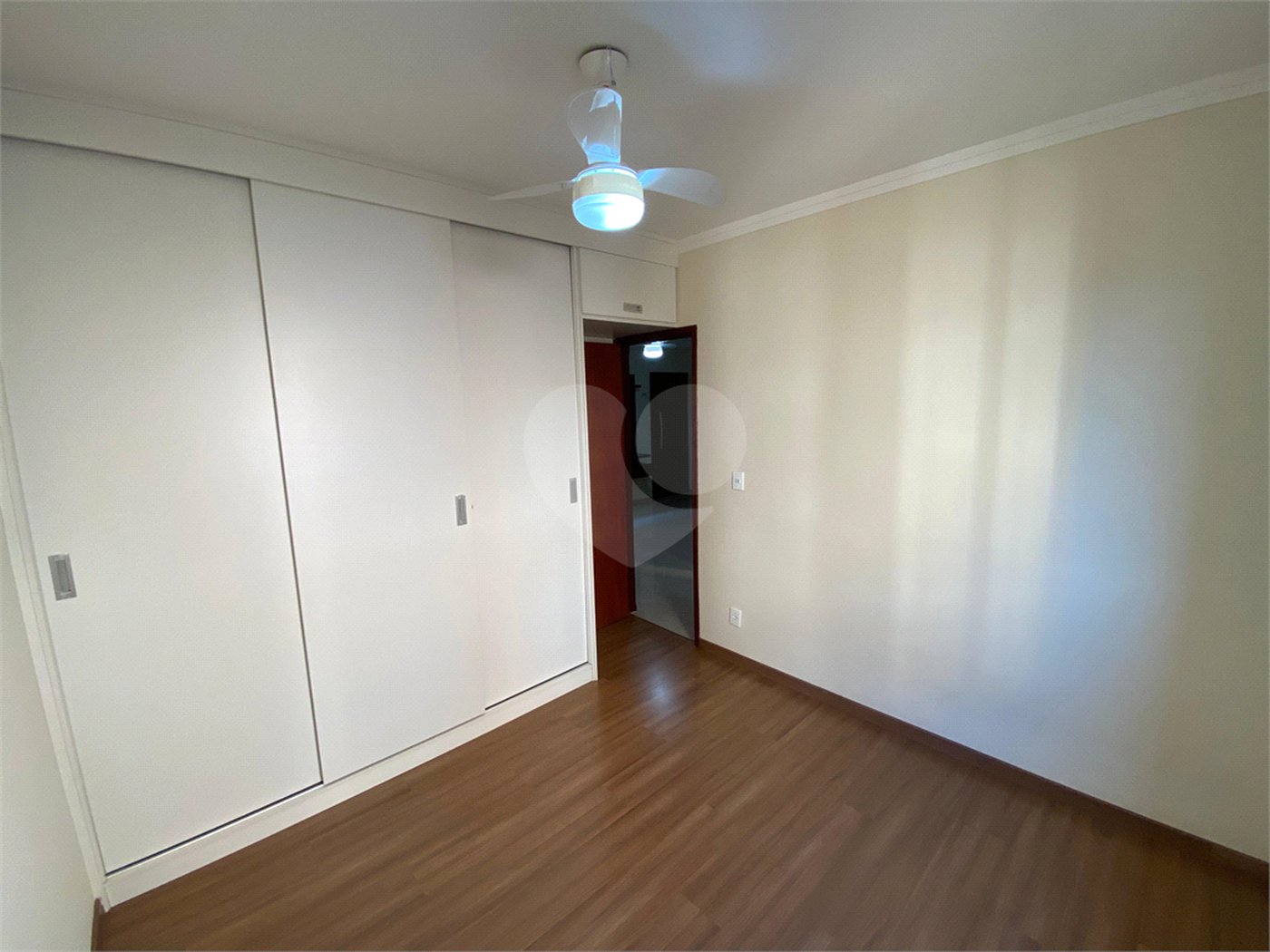 Apartamento à Venda no Residencial Heloisa – Jardim São Carlos (Região Central)