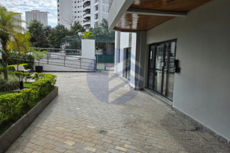 Apartamento à venda com 3 quartos, sendo 1 suíte, em Vila Andrade, São Paulo - SP