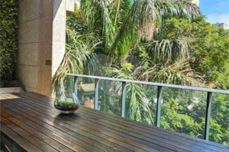Apartamento no Itaim Bibi de 45m2 com 1 dorm, 1 banheiro, 1vaga. Estuda permuta. Viva a um passo dos melhores shoppings, hospitais, escolas e rodovias principais com 1 dorm, 1 banheiro, 1 vaga. Estuda permuta