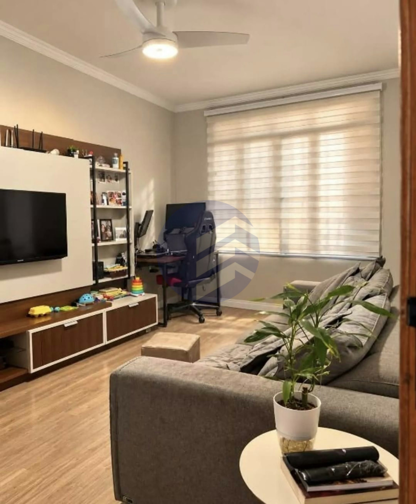 Casa à venda com 3 quartos, sendo 1 suíte, em Jardim Esmeralda, São Paulo - SP