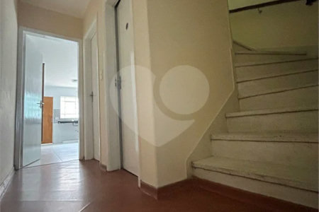 Sobrado em São Paulo com 140m², 4 dormitórios e 2 vagas de garagem