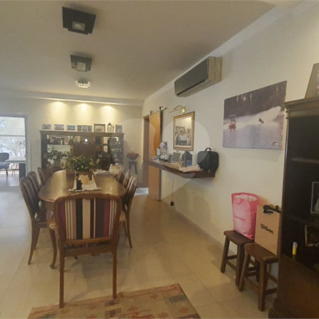 Casa no condomínio Damha II á venda!