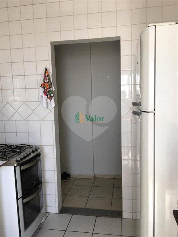 Apartamento no Edifício Villagio Di Napoli .