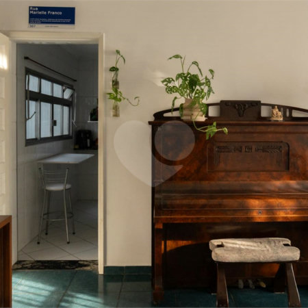 Sobrado á venda - Mirandópolis