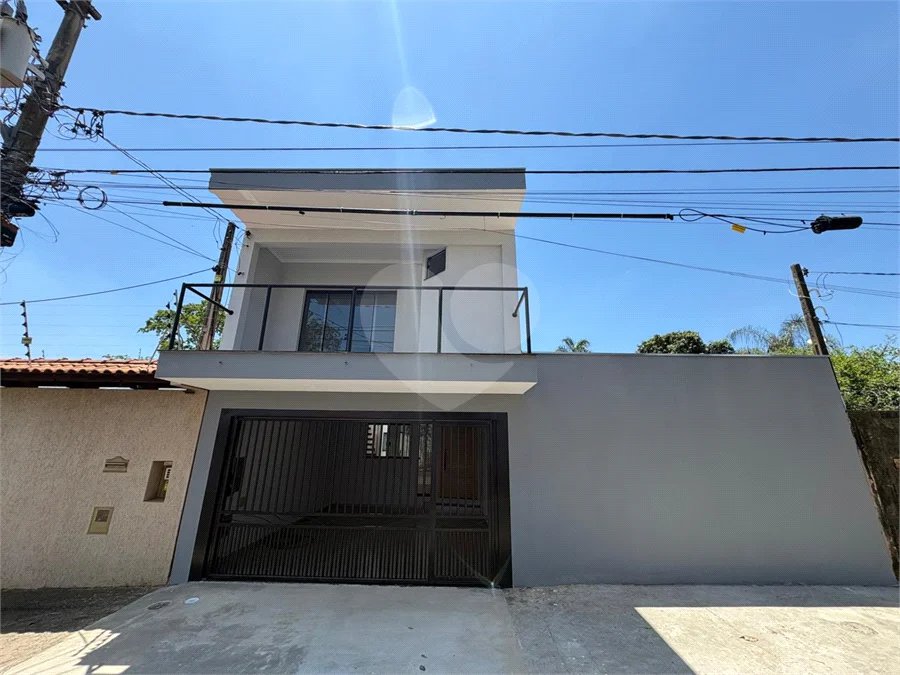 CASA COM PISCINA VENDA JARDIM MUNIQUE