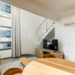 Apartamento Duplex para locação em Moema – Finamente Mobiliado e Decorado