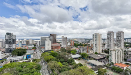 Apartamento à venda com 3 quartos, sendo 1 suíte,  em Santo Amaro, São Paulo, SP