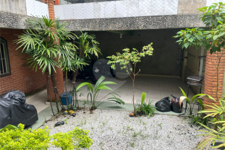 Casa com 68m², 3 dormitórios, 2 vagas, à venda em Jardim Vista Alegre.