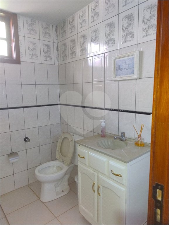 Excelente sobrado no Condomínio Parque Sabará