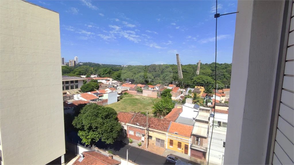Apartamento Primoroso com 2 Quartos - Edifício Noiva da Colina