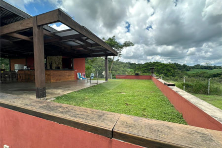 Sítio á venda - 6,6 Hectares
