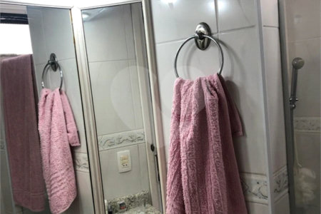 Apartamento com 3 dormitórios, Bairro Saúde,, Muito proximo do metro São Judas e da Igreja!