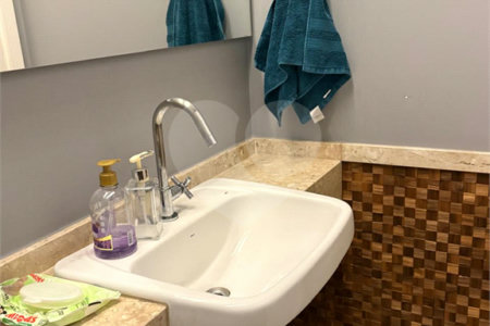 Apartamento em Moema Pássaros à Venda 171 m² 3 Dormitórios 3 Suítes Reformado