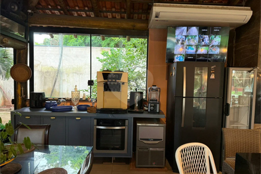 Chácara no Unileste, com espaço para eventos e cozinha industrial, na modalidade porteira fechada,