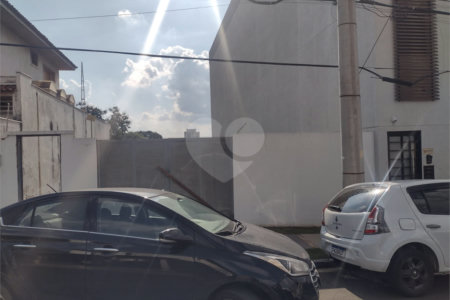 Terreno á venda no Jardim Paraíso