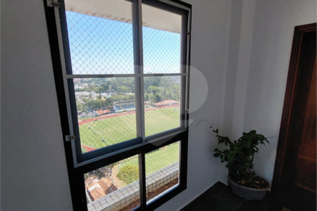 Apartamento com 130m² enfrente ao São Carlos Clube