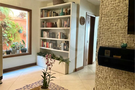 3 quartos 1 suíte 167m² área útil 2 vagas