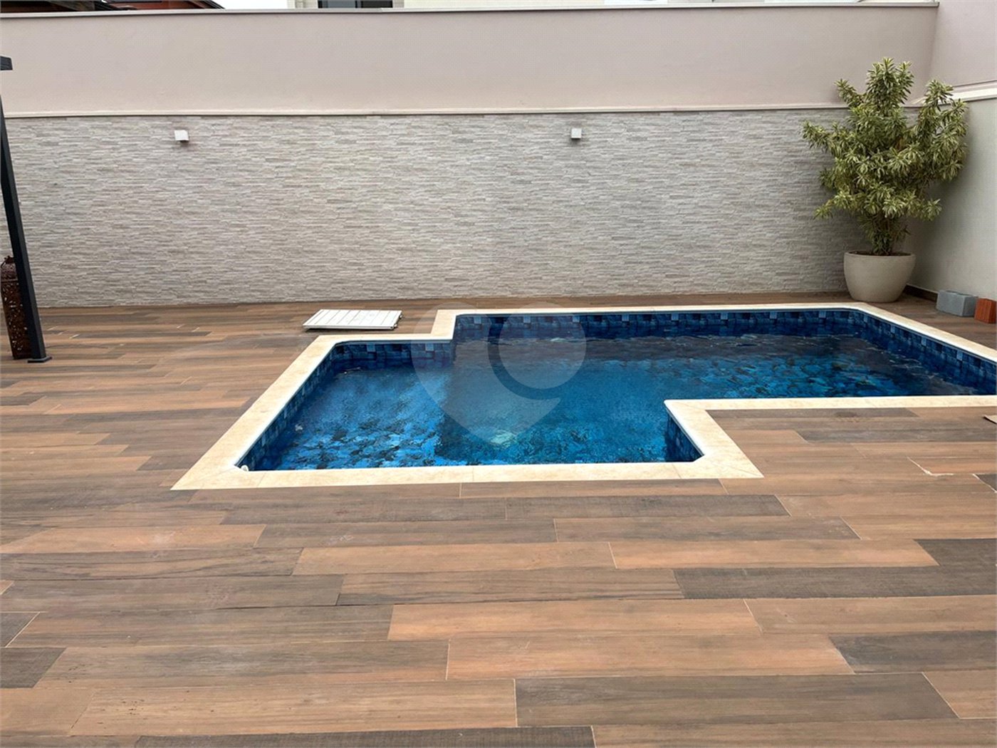 Casa em Condomínio - Jardim Residencial Alto de Itaici!
