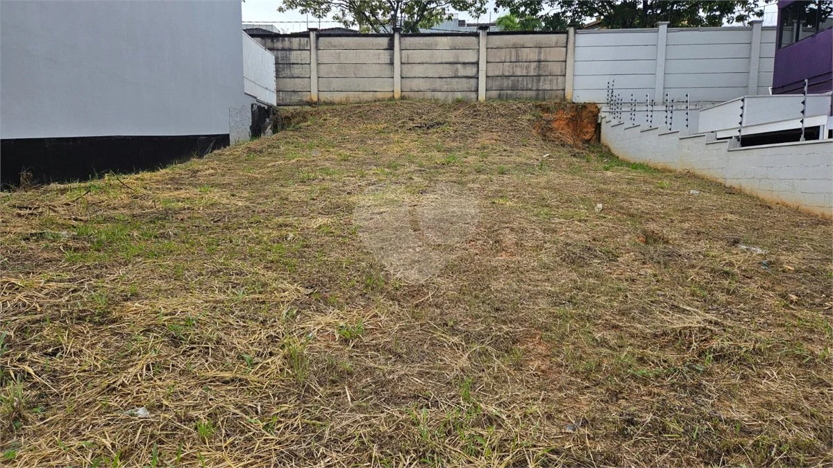 Terreno Comercial a Venda
