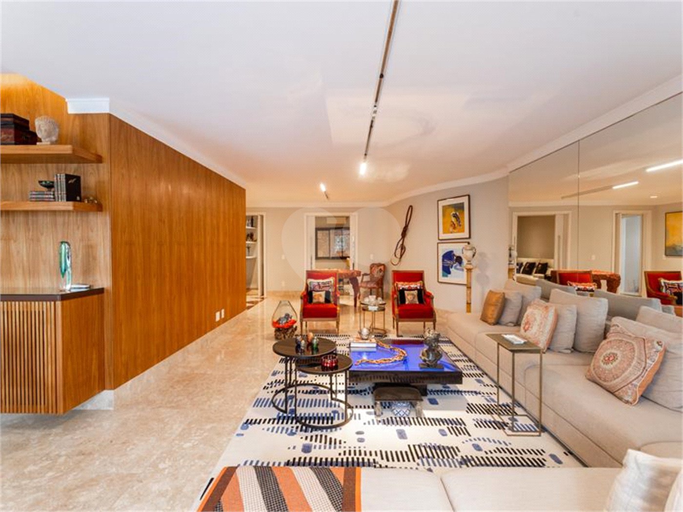 Apartamento a venda nos Jardins 262 m2, 3 suites e 3 vagas