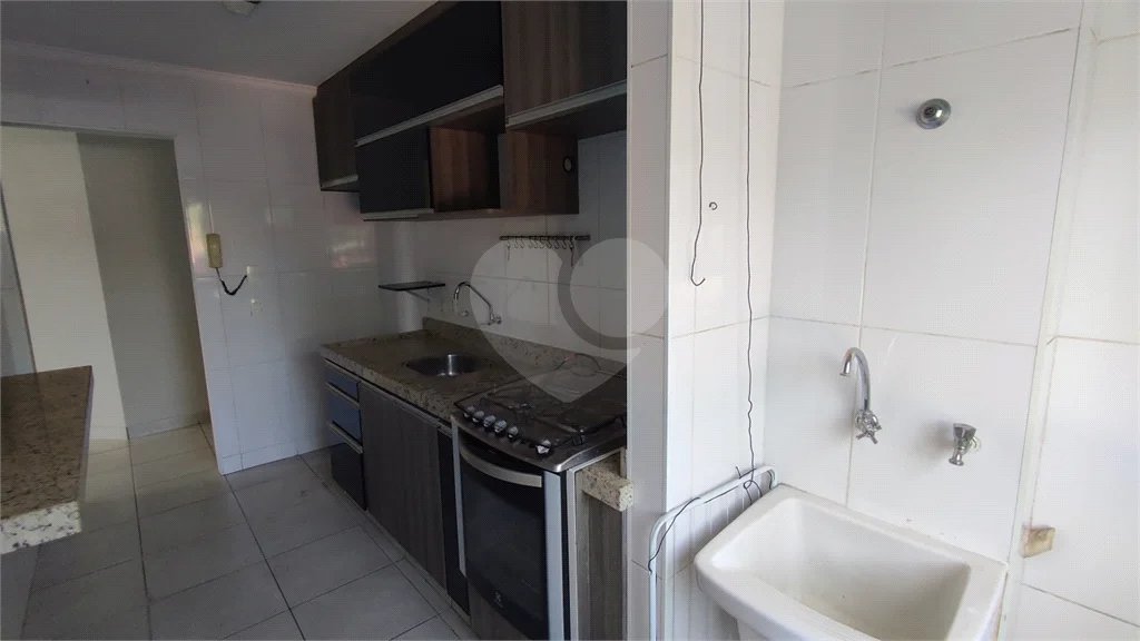 Apartamento à venda no Edifício Amarante no Bairro Jaraguá em Piracicaba - SP.