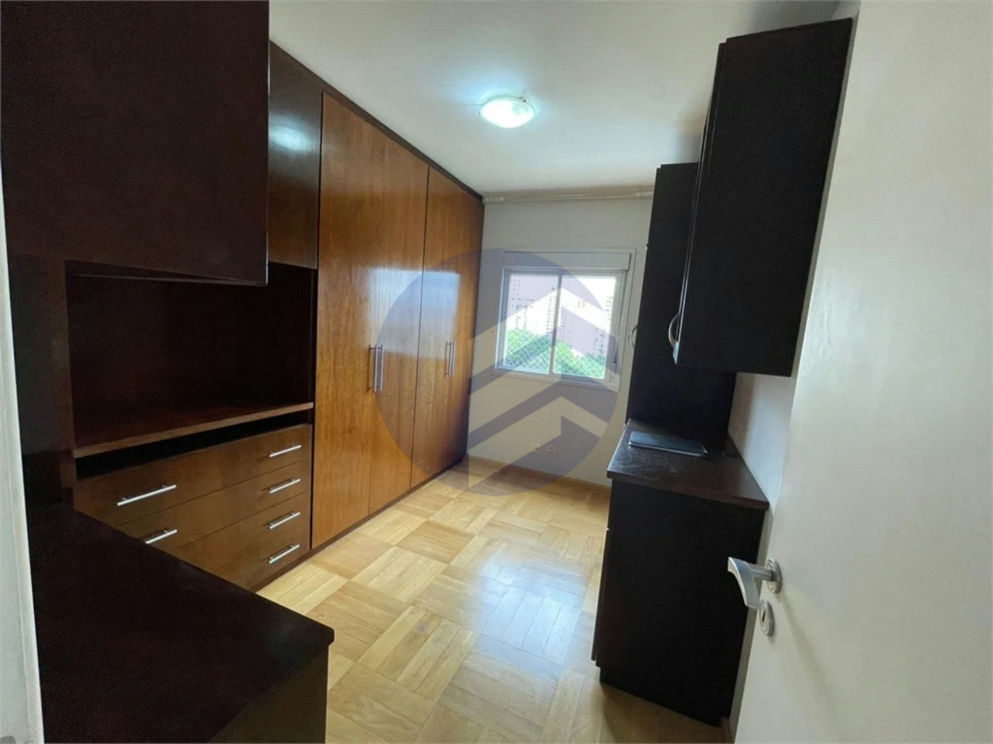 Apartamento à venda ou para alugar com 3 quartos, sendo 3 suítes, em Morumbi, São Paulo - SP