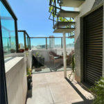 Cobertura à venda na Aclimação de 300m² com 2 vagas.