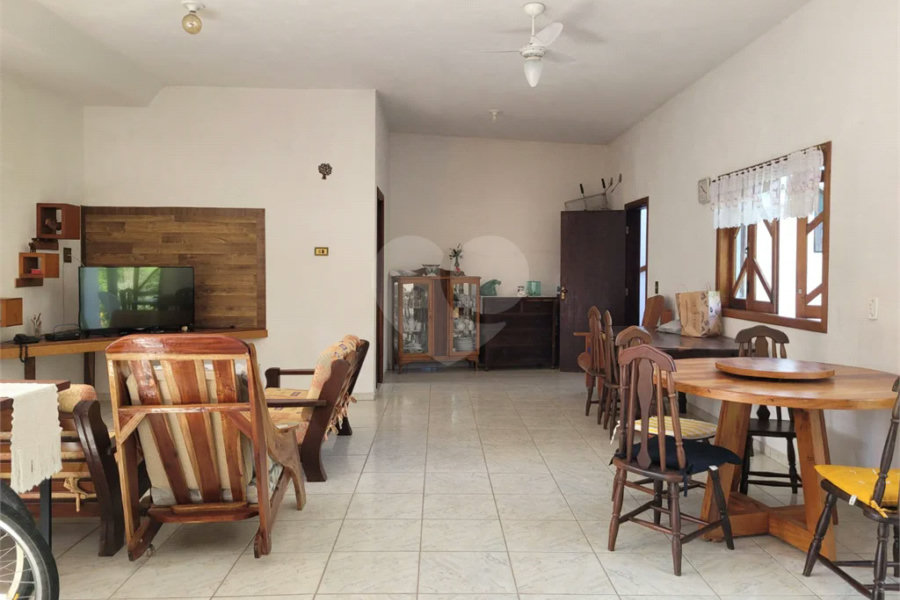 Casa à venda ou para alugar com 4 suítes em Costa do Sol, Bertioga, SP