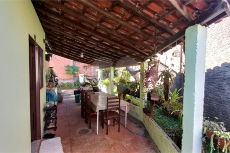 Casa com 3 dormitórios no Astolpho