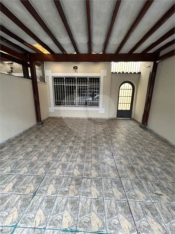 Excelente sobrado para comércio ou residência na Vila Santa Catarina