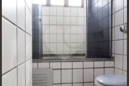 Casa com 203m² , 4 dormitórios , sendo 3 suítes , 2 vagas , à venda na Vila Formosa.