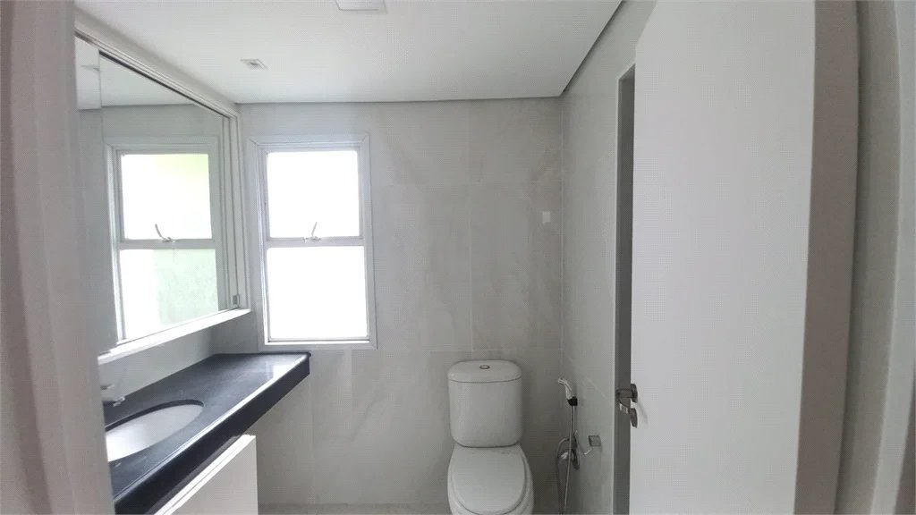 Apartamento à venda com 3 quartos, sendo 1 suíte, em Vila Andrade, São Paulo, SP
