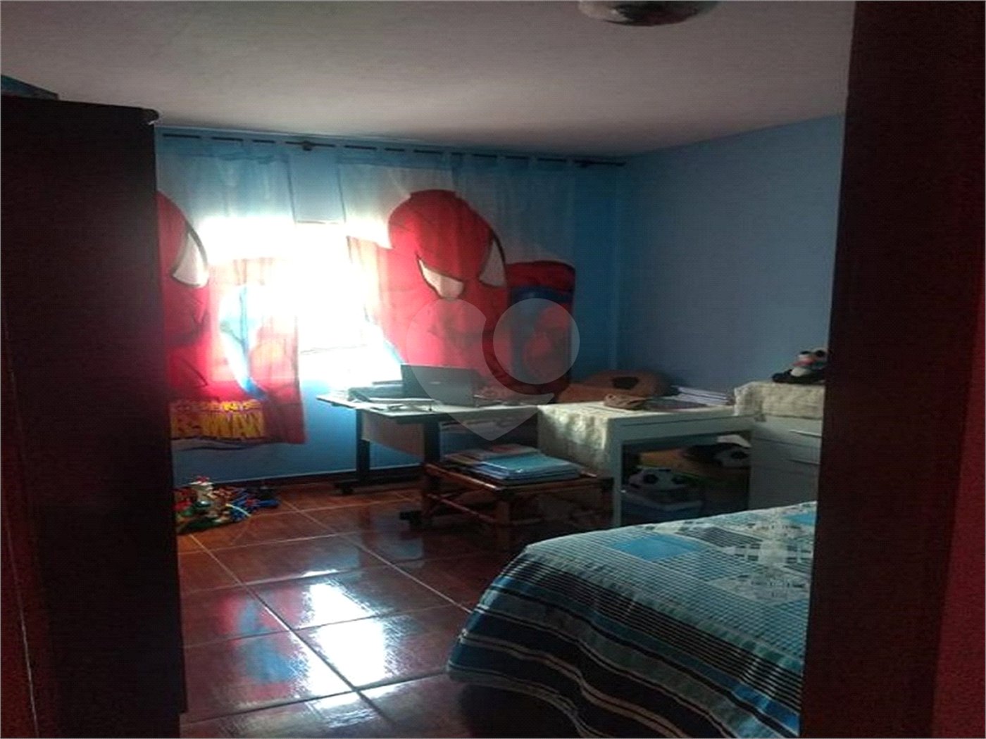 Sobrado de 120m² com dois dormitórios, vaga de garagem, churrasqueira no Alto do Ipiranga