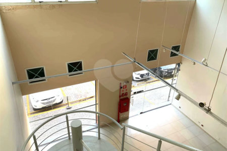 Aluga-se loja de rua, 230 m2, no Portal do Morumbi
