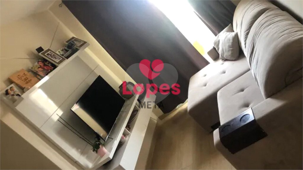 APARTAMENTO A VENDA NO CONDOMINIO VALE DAS CORES COM 2 DORMITORIOS, 1 BANHEIRO, 1 VAGA, TAUBATÉ/SP.