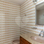 Este elegante apartamento em Higienópolis oferece 224m² de área muito bem distribuída, perfeito para quem valoriza conforto