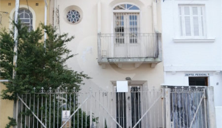 Sobrado à venda com 3 quartos em Vila Mariana, São Paulo, SP