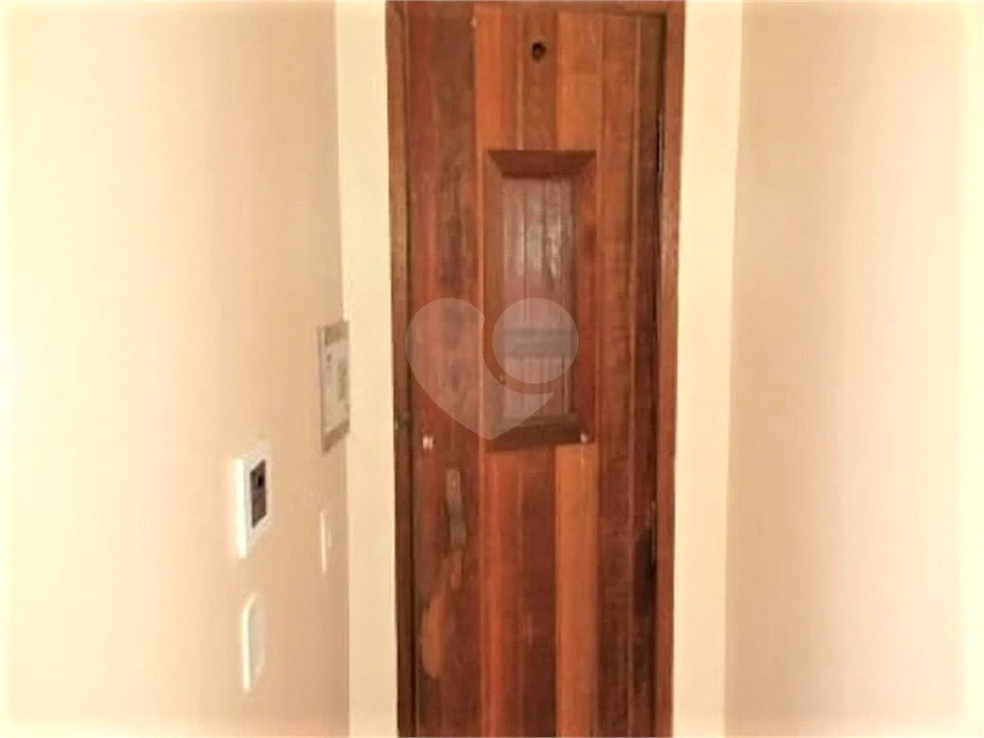 APARTAMENTO MOBILIADO, 1 DORMITORIO, FACIL fACESSO, 1 VAGA, LOCALIZAÇÃO EM MOEMA ÍNDIOS!!