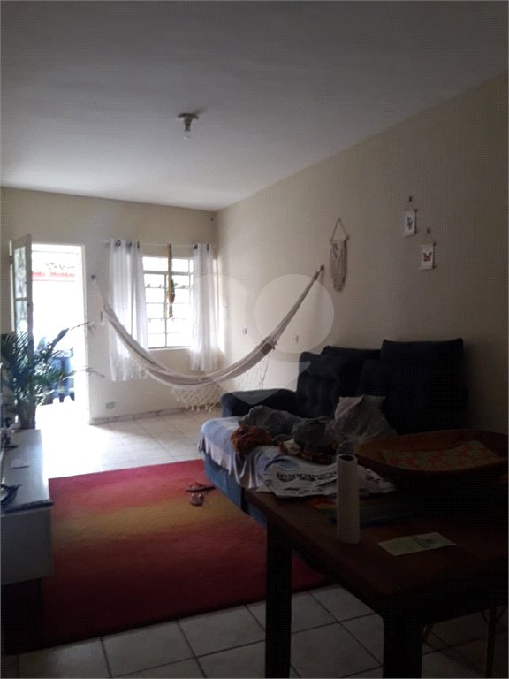 Terreno à venda de 251m² na Chácara Inglesa