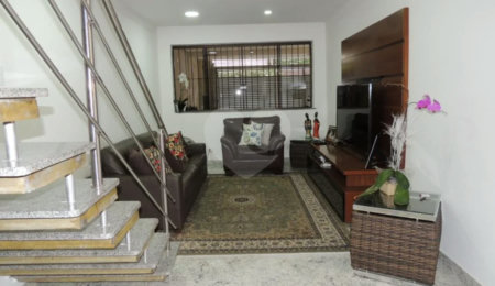 Sobrado à venda com 3 quartos, sendo 2 suítes,  em Bom Retiro, São Paulo, SP