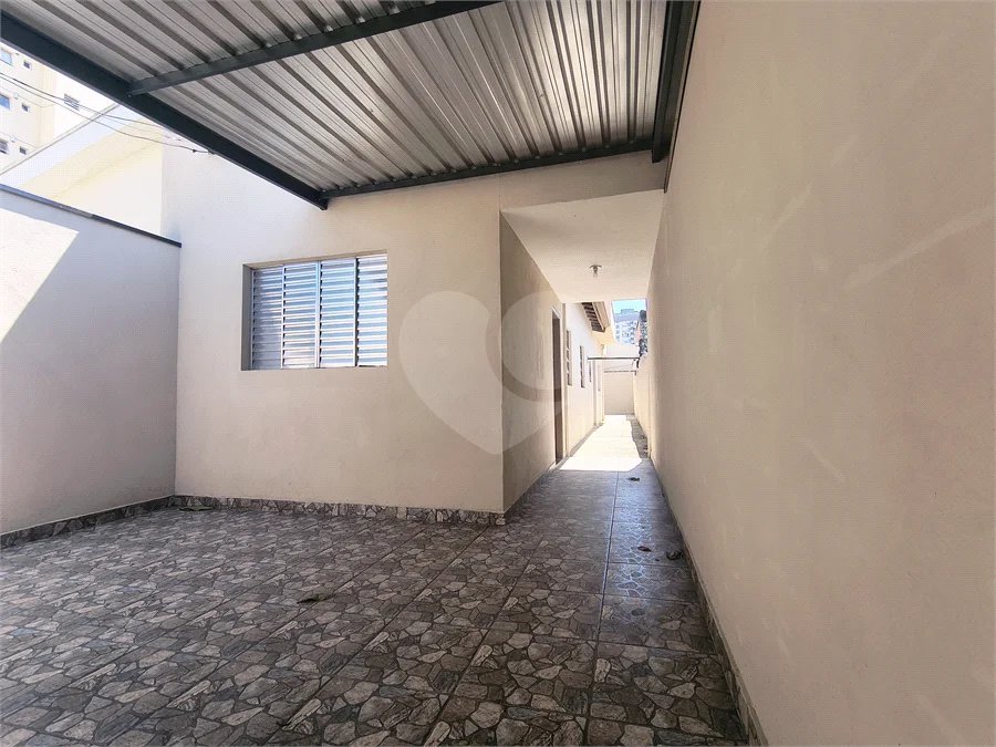 Casa para Locação no Jardim Pau Preto – Indaiatuba/SP - 3 dormitórios, quintal e garagem com portão manual