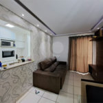 Apartamento com 02 quartos MOBILIADO com varanda e lazer !