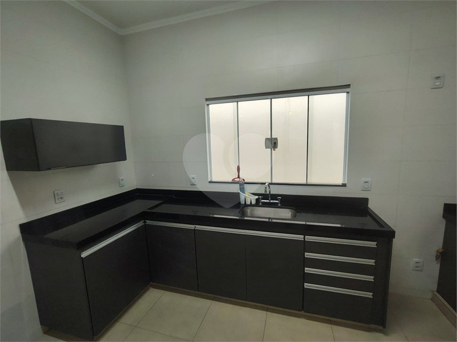 Casa à venda com 3 quartos, sendo 1 suíte,  no condomínio Bosque São Carlos, São Carlos - SP