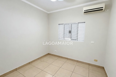 Casa para alugar com 3 quartos, sendo 1 suíte, no condomínio Recanto das Palmeiras, Três Lagoas - MS