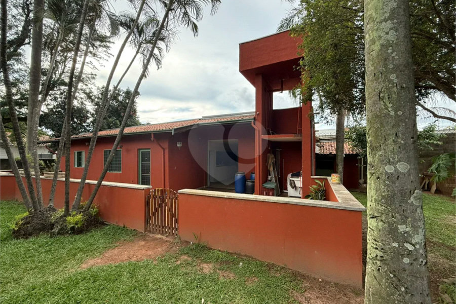 Chácara no Unileste, com espaço para eventos e cozinha industrial, na modalidade porteira fechada,
