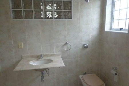 Casa à venda com 3 quartos, sendo 1 suíte,  em Jardim Bonfiglioli, São Paulo, SP