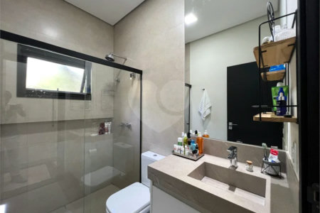 Casa dos Sonhos em Condomínio São Francisco, 3 Suítes, Piscina com Spa e Energia Fotovoltaica