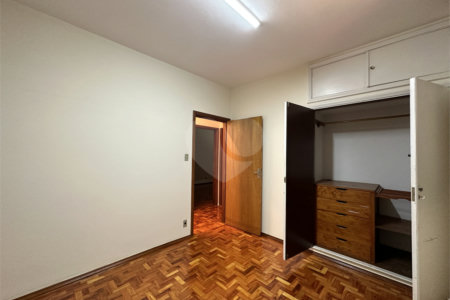 Casa térrea no Centro para venda ou locação