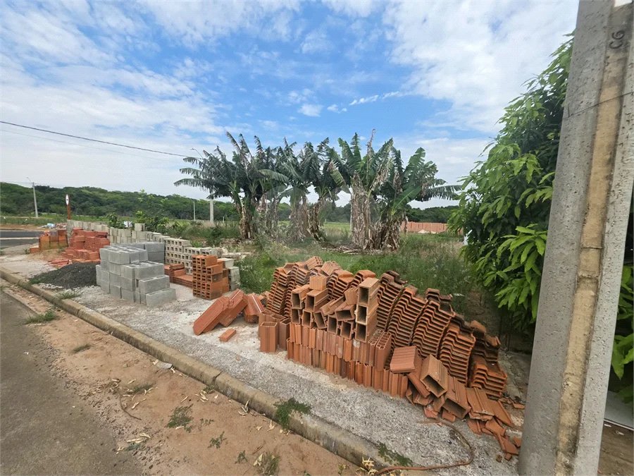 Terreno no Arcoville 260m² de esquina