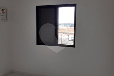 Apartamento no Condomínio Residencial Hadad.